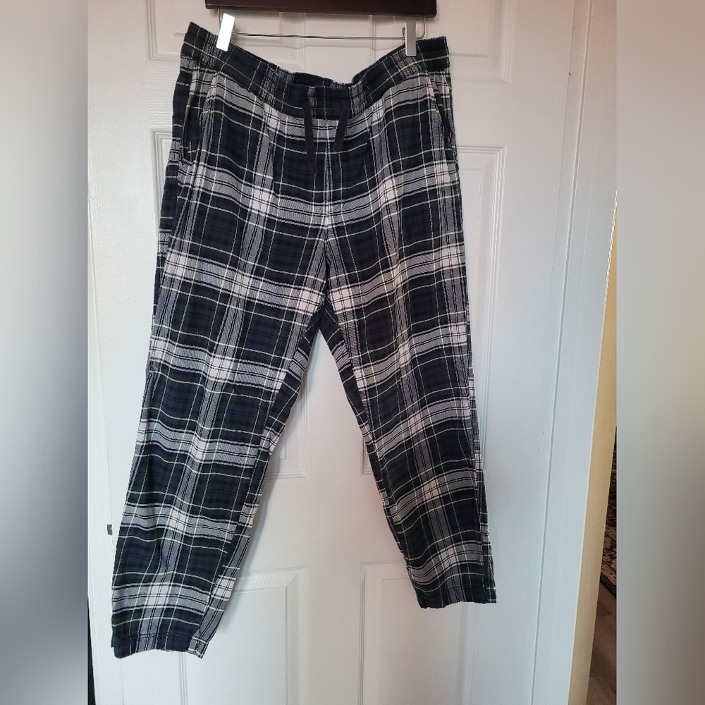 FREE SHIPPING Uniqlo Men's Plaid Flannel Pajama Pants